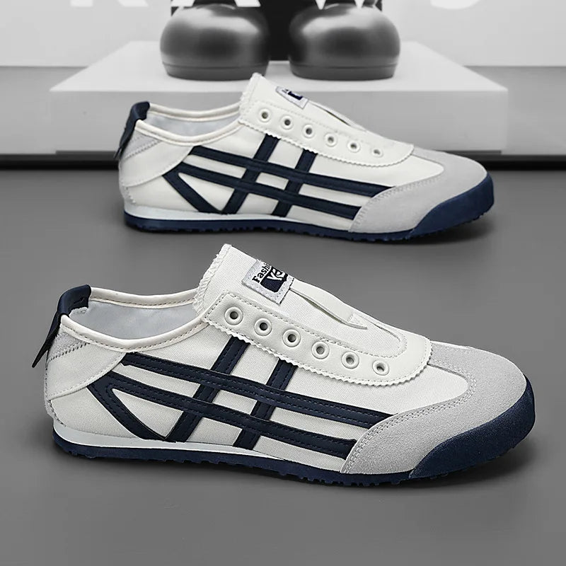 Casual sneakers