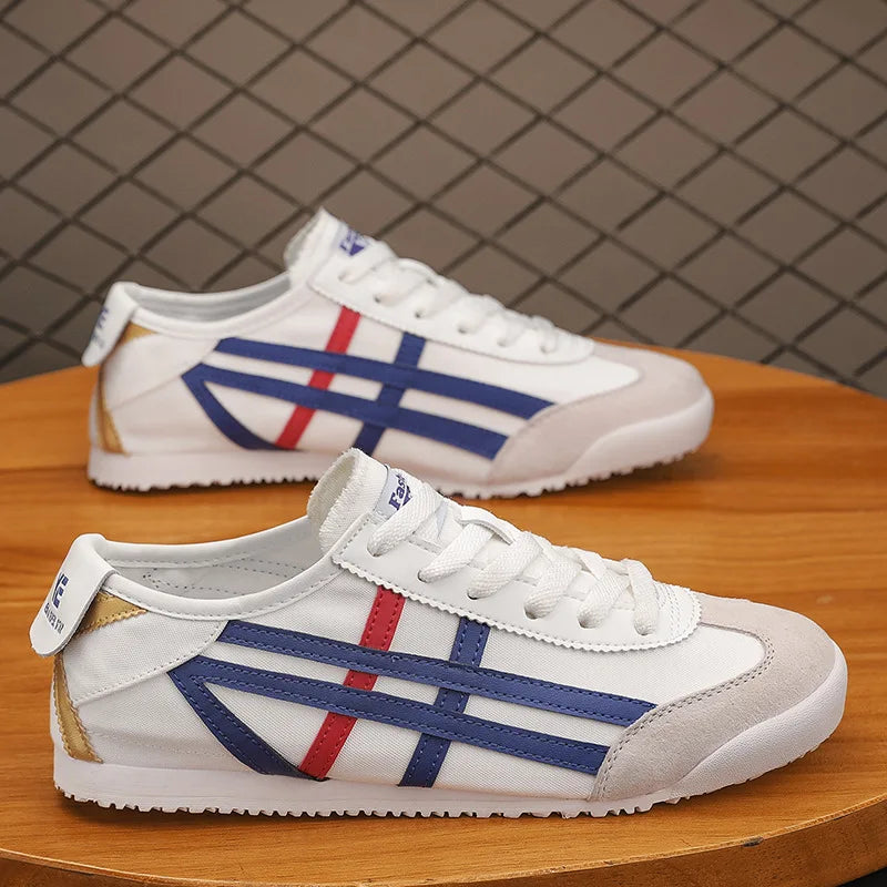 Casual sneakers