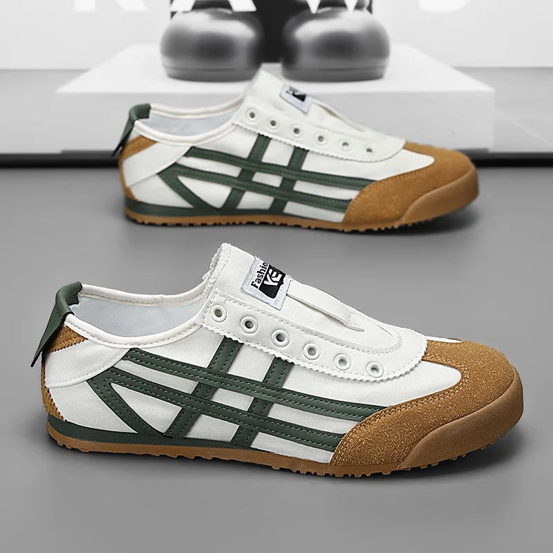 Casual sneakers
