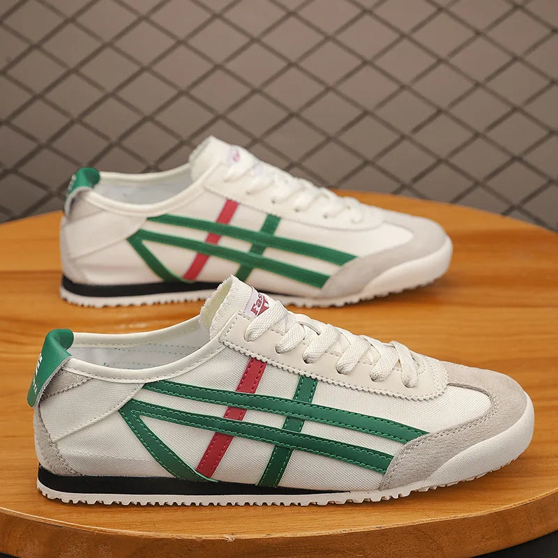 Casual sneakers