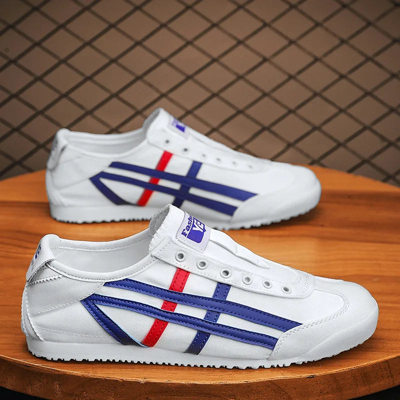 Casual sneakers