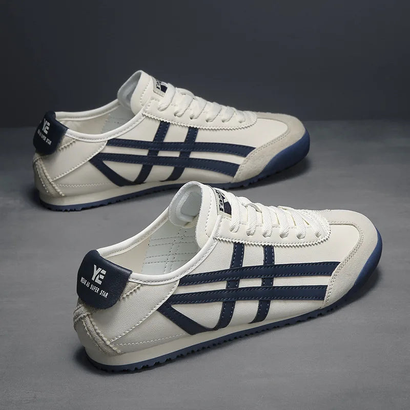 Casual sneakers