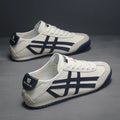 Casual sneakers