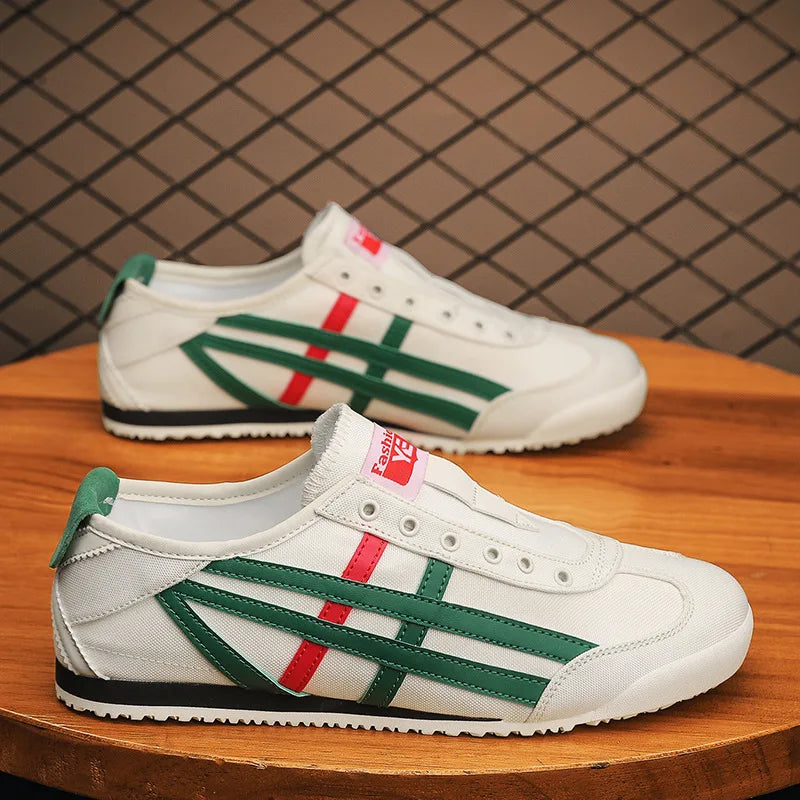 Casual sneakers